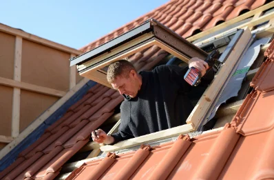 Pose de fenêtres de toit Velux à Chamborand